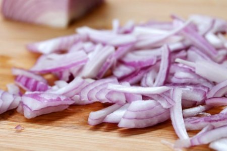 Салат с говядиной и овощами