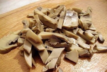 Салат из печени.
