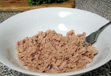 ЗЕЛЕНЫЙ САЛАТ С ТУНЦОМ
